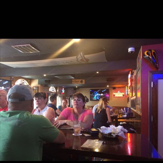 AlureApp's tweet image. Posted Live Because Bar Hopping is a Waste of Time and Money. See it before you get there. Download Alure App IOS #yousharewegive