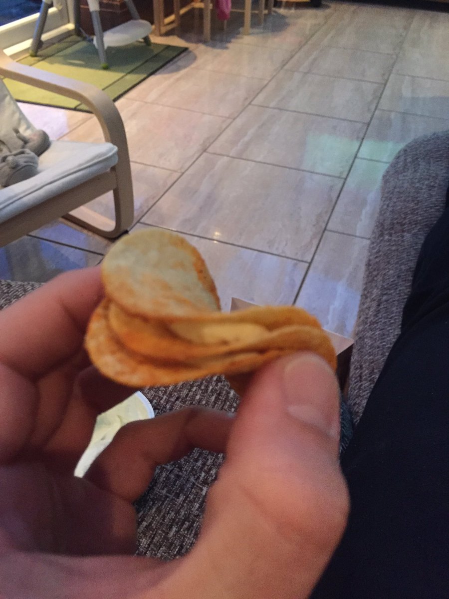 PEA_PO_'s tweet photo. @Pringles @LoveMyPhilly new product idea. Texas BBQ pringles with a layer of Philadelphia in between. It is epic! #tryit #tastesensation https://t.co/0PhWH9ZQEY