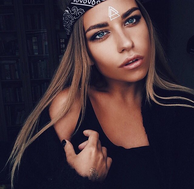 Theaa_rpg's tweet image. Ready for Coachella.