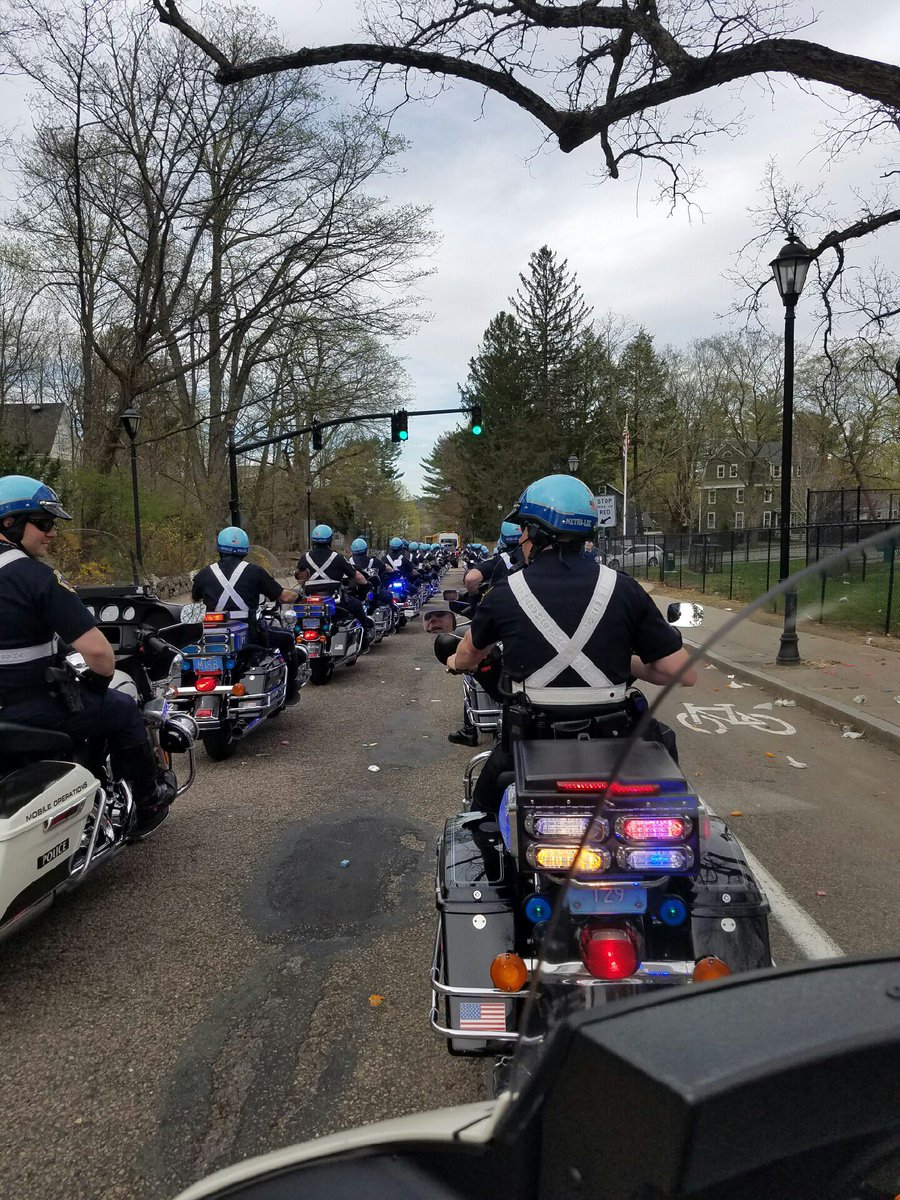 MiddleboroughPD's tweet photo. Middleboro officer Meleski assisting at the Boston Marathon today with the #SEMLEC Motor cycle unit https://t.co/r1tQhfbzO9