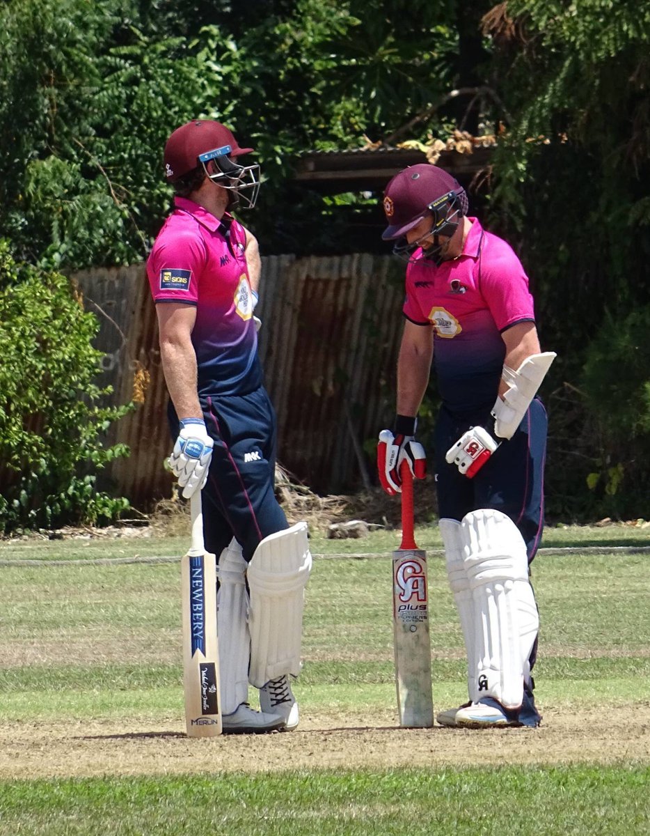 ToppersSnr's tweet photo. @_alexwinter @NorthantsCCC @oldmanradd Must be the ideal preparation provided by @SmileGroupTvl for @NorthantsCCC @TrentBridge & @hantscricket #hitgroundrunning https://t.co/33BbnjERks