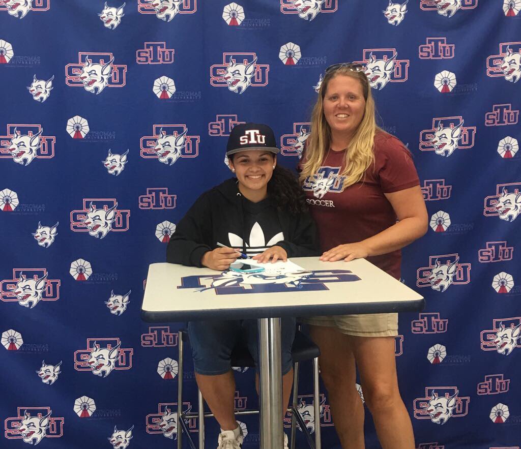 Congrats Karina Medina MPS U18 just sign with St. Thomas Univ.