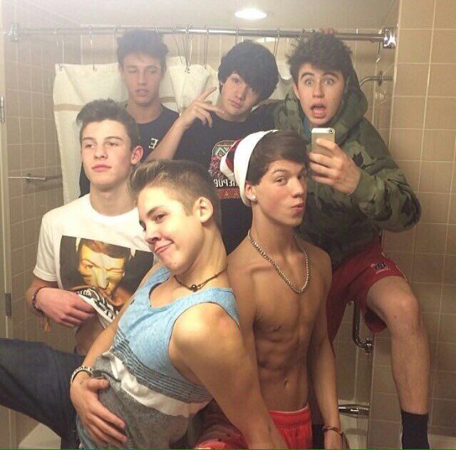 MagconNic's tweet photo. #3yearsWithoutOldMagcon #3yearssincemagconbrokeup #3yearssincemagcon #3YearsOfMagcon
No se imaginan cuanto los queremos de vuelta. https://t.co/HbAM84pRz3