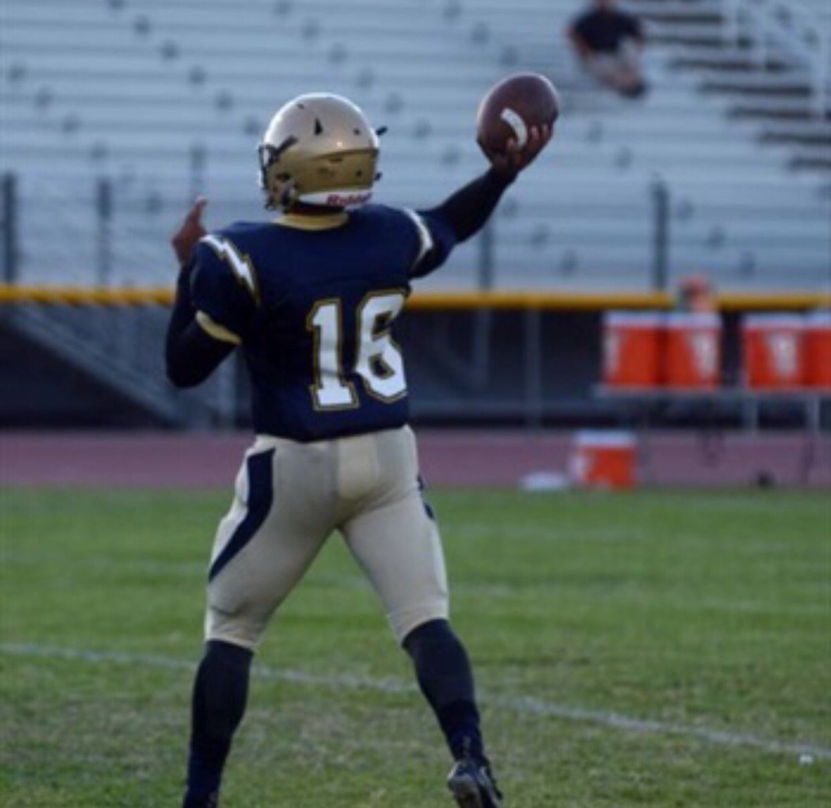 THEPROCESSCorey's tweet photo. #WelcomeToTHEPROCESS 2019 QB Jordan Huddleston (@BMO_J) from Desert Vista HS in Arizona. (6'0", 200lbs) @THEPROCESSFball https://t.co/kXu6jfcbNb