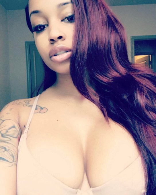 👅 #FAME https://t.co/sMirIqz8FX<a href="/tag/fame"class="tags">#FAME</a>