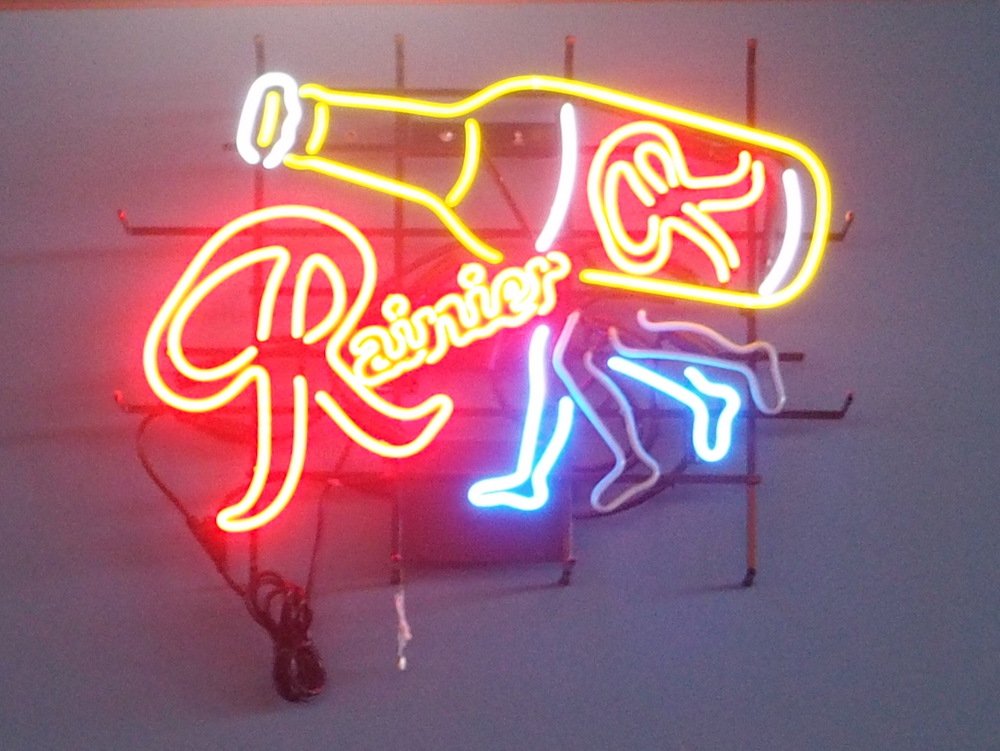 A huge, open, &amp; comfortable taproom. High ceilings, open wooden bar, assorted tables. Ballz Deep DIPA: citrusy, bitter, balanced. @7seasbeer