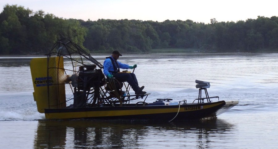 Aquatic_Control's tweet image. We are hiring an Aquatic Biologist and an Aquatic Technician! Deadline to apply is May 1st. #PondManagement aquaticcontrol.com/index.php/care…