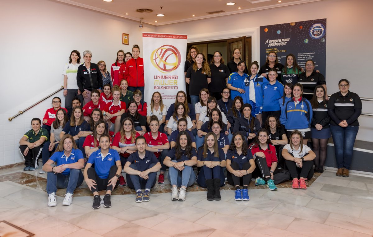 UniversoMujer18's tweet photo. Grandes experiencias en el #PlanetaMini17 con @UniversoMujer18 muy presente ¡Gracias! https://t.co/IW1CYCMLAf https://t.co/55Djuq5qxJ