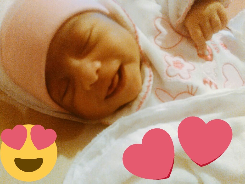 Ignaciohoces11's tweet photo. Así sonríe mi hija en esta mañana antes de salir a trabajar que más feliz de ver a mi hija con una hermosa sonrisa  te amo hija https://t.co/8F4o78eCx0