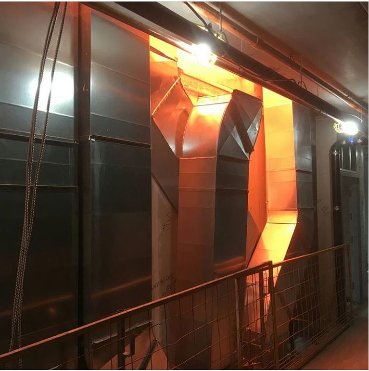 YorktowneAir's tweet photo. We've got some duct work skillz 😎 - Courtyard by Marriott - Miss/West @Marriott #yorktowneair #customduct #ductwork #hvaclife #hotel https://t.co/A1M9B1lIvQ