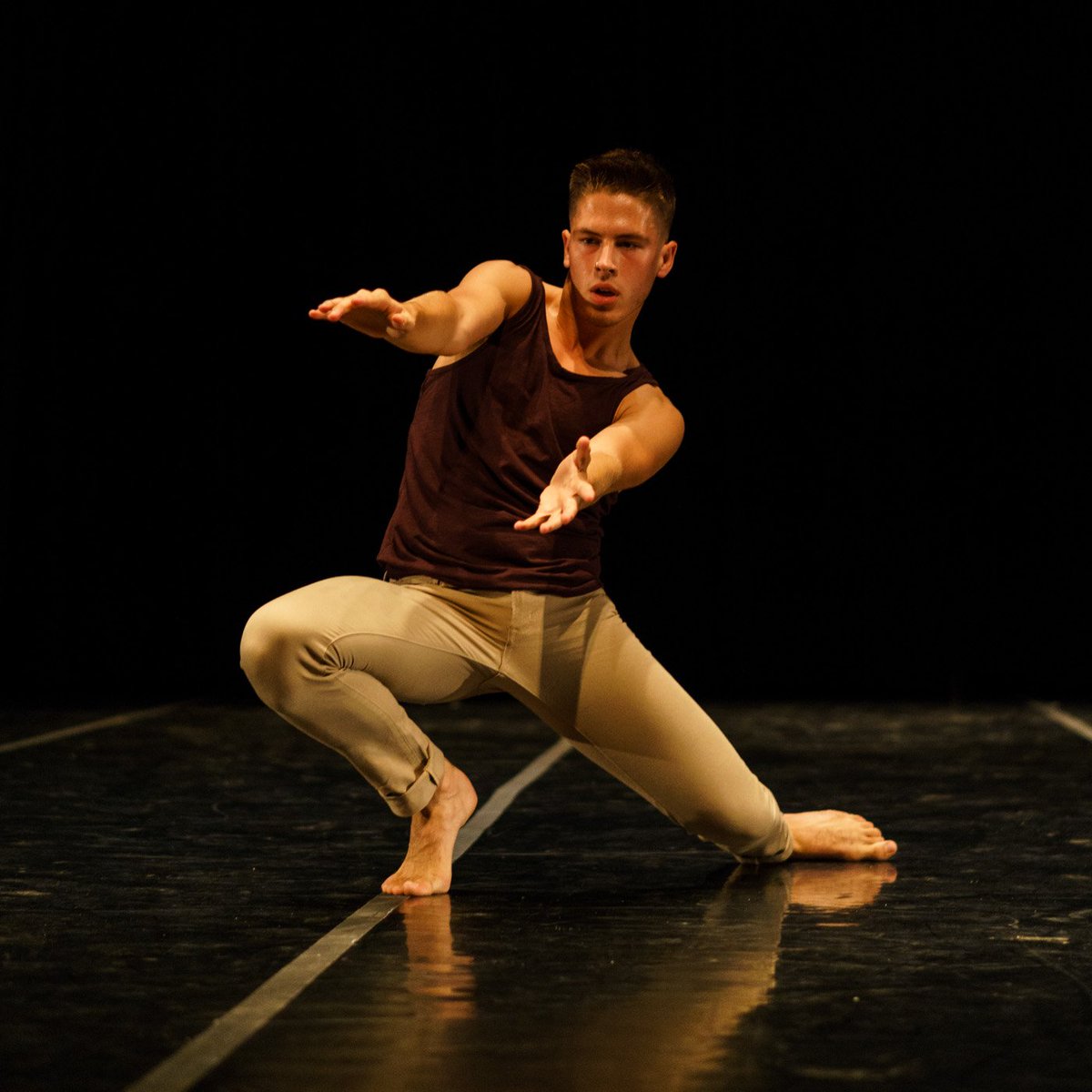 DominicanCANews's tweet photo. Joel Walsham of West Auckland, New Zealand to perform in upcoming @linesballet BFA in #Dance #SpringShowcase 4/21-22 https://t.co/RYah5Iwhkr https://t.co/VXnd8c8WOc