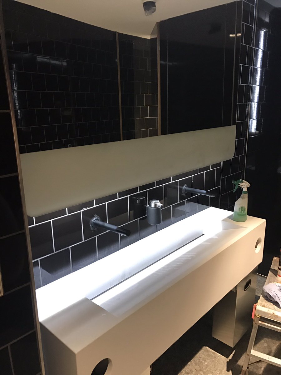 sealitsealants's tweet image. Floor 21 and 22 toilet refit, finishing touches