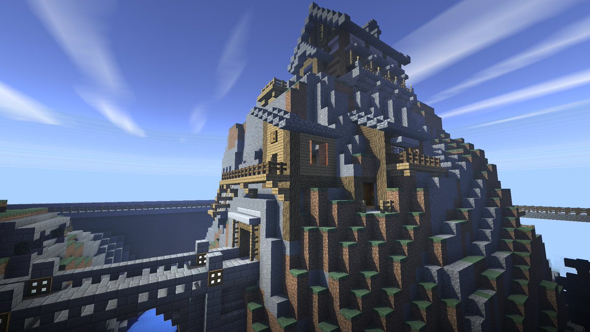 Minecraft共同垢 公式 最近の建築 Pvp用のワールドでは要塞とか鉱山とか作りました さらに最高傑作の神殿が マイクラ最高 L W L ﾌｩｰ マインクラフト Minecraft Minecraftpe マイクラ建築 T Co Gujesziwy8
