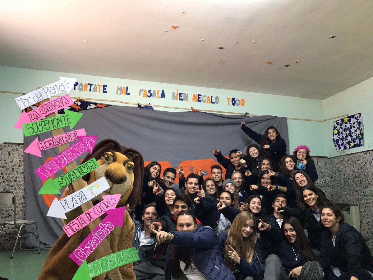 LujanVU's tweet photo. Compañía de María. Tupungato-5to año
Promo Catombe 2017!
#LaRevacha https://t.co/4lISAjfac1