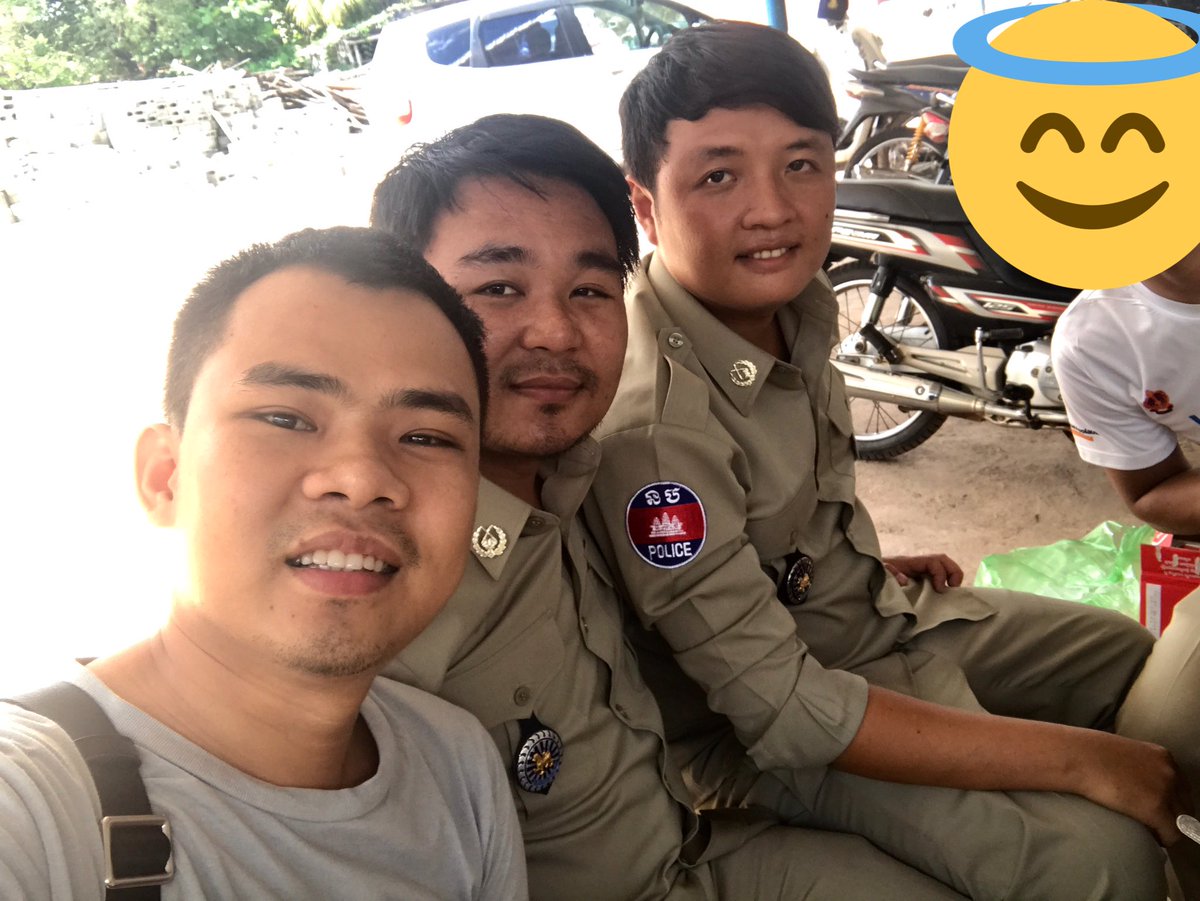 Lay_IC's tweet image. 3 best friend