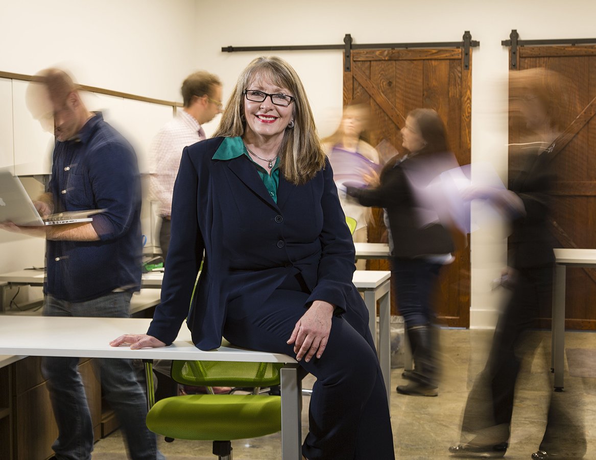 uga_serves's tweet image. Outstanding #Biz owner is @CATMEDIATweet's Catherine Downey. bit.ly/2pFzA86 #UGAServes #UGAHonors