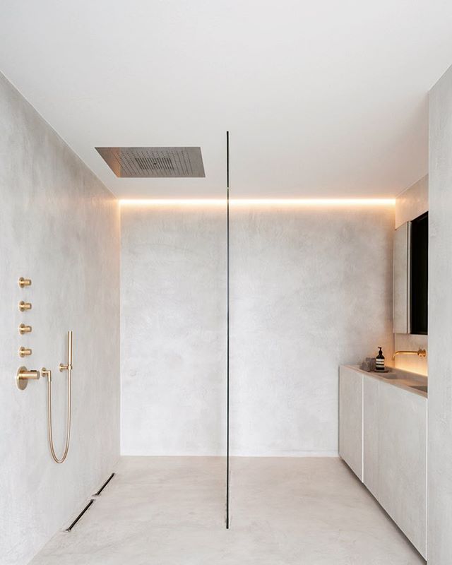 designcommerce's tweet image. Beautifully minimalistic bathroom!