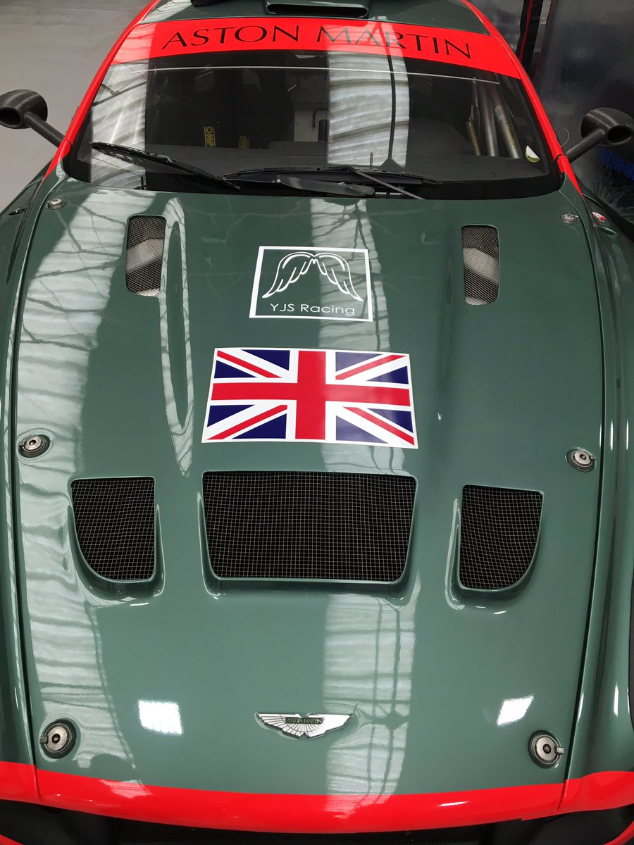 YJSRacing's tweet photo. New season. New livery. Exciting times ahead for the team @YJS_Trust @carstorageGB @Callprint @AndyatAston @DarrenTurner007 @AMR_Official https://t.co/Lg0ALHpJgR