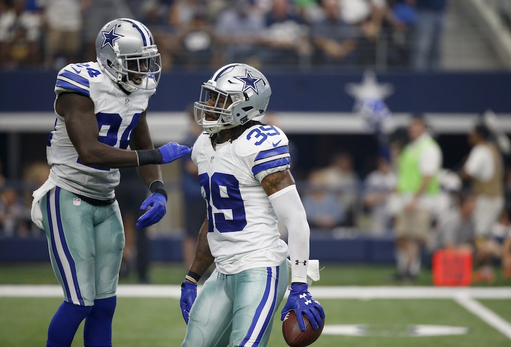BleacherReport's tweet photo. A depleted defense makes the Cowboys one of the most overrated teams after peak free agency https://t.co/QgwXdpW25v https://t.co/aig8op144h