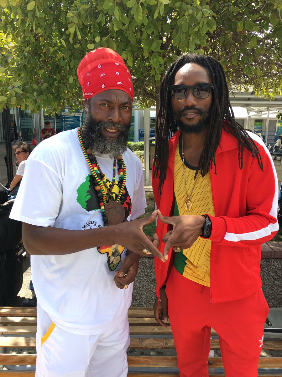 Kabakapyramid's tweet photo. Belated Earthstrong blessings to di Fireman himself @capletonmusic #MajorInspiration #Teacher #Aries #Reubenites https://t.co/aYdehTnE2m