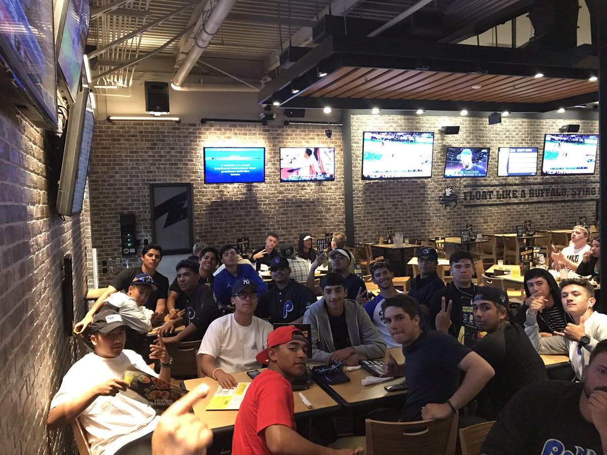 Parrotsbaseball's tweet photo. Dominate Monday!!! Late post from our San Diego trip. #Parrotnation #R2DS https://t.co/IG0n9les8v