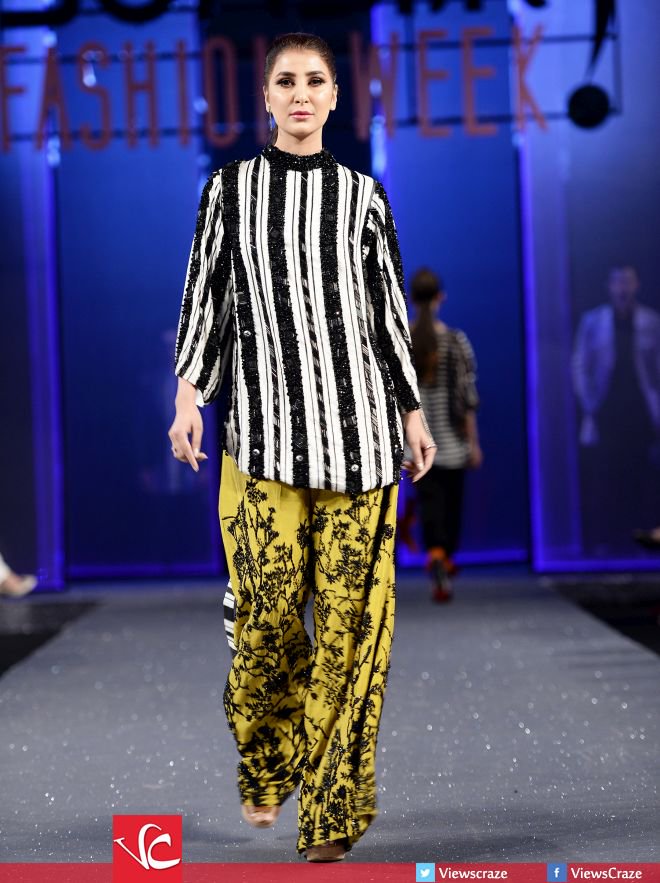 Viewscraze's tweet photo. #HSY’s ‘Paranoia’ Collection at @PFDCSunsilk Fashion Week 2017 – Day 1 : https://t.co/WZG6h4JuYC https://t.co/F0SvL2SxND