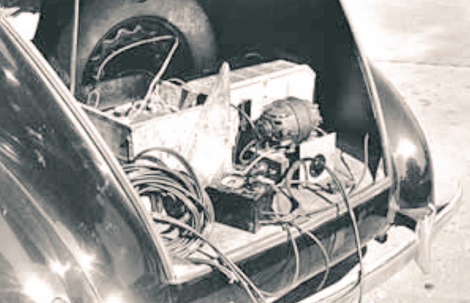 TunicaBlues's tweet photo. When music historian John Lomax traveled to find &amp; record the #blues musicians we listen to today, he recorded them on THIS EQUIPMENT: https://t.co/5LMRjZidVu