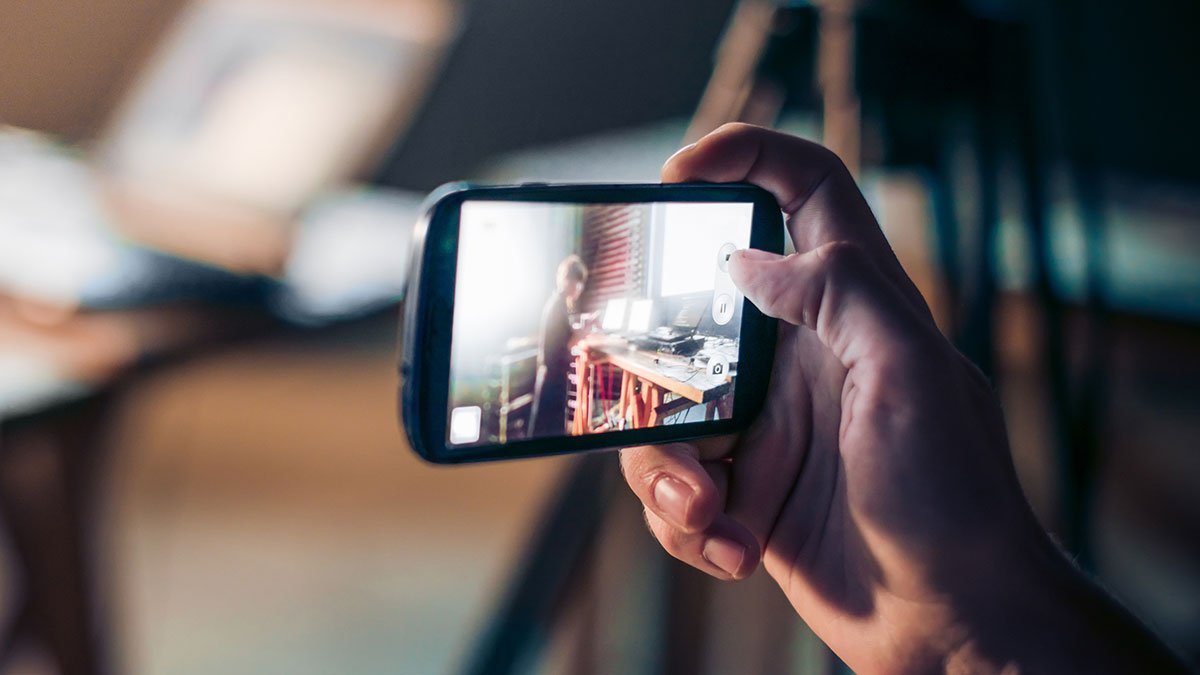 7Signals's tweet photo. 9 Facebook Live for Business Examples You've Got to See https://t.co/u682nPfDnA #SocialMedia via @impactbnd https://t.co/huZO01BLhy