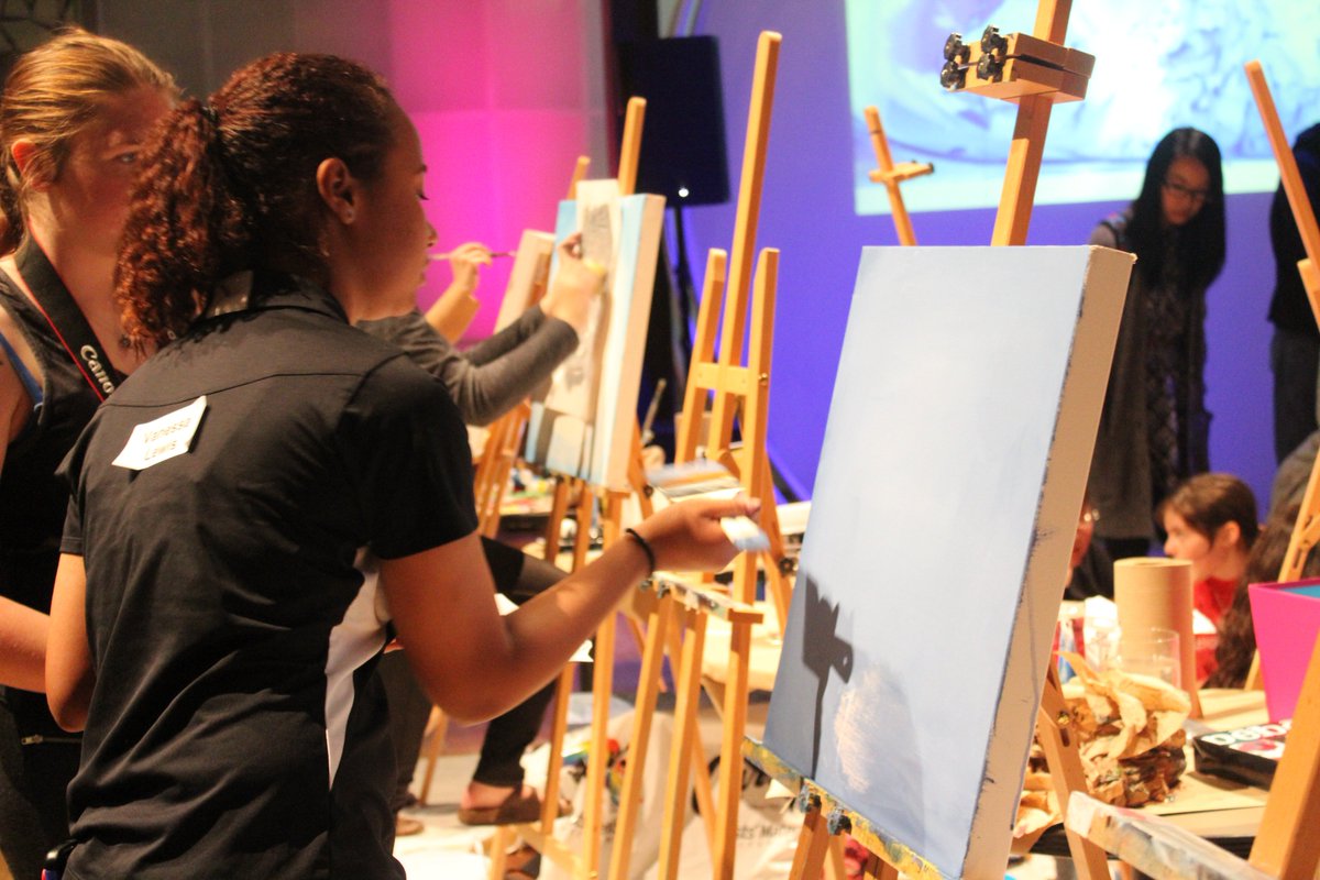 CultKW's tweet image. This Month at @THEMUSEUM in @DTKitchener: #BrushOffJR! cultkw.com/brushoffjunior… #KWArts #LivePainting #ArtBattle #YoungArtists