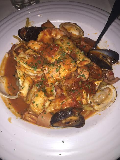 ATasteOfMyWorld's tweet photo. We enjoyed an Easter dinner @Eccolabistro #Lamb #ZuppadiPesce #ATasteOfMyWorld Expert Tip: Try their "Educated Guess" Cabernet by the glass https://t.co/8CY0it9S5E