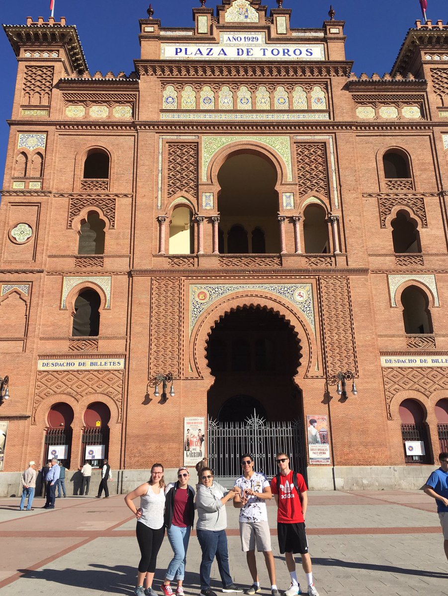 Team Ochoa &amp; AP Crew #rvspain2017