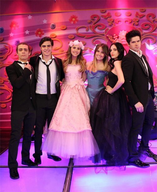 Obvi me tengo que unir a #MissXVPorSiempre best friends forever! Miss u bbf's kiss kiss Luv'u