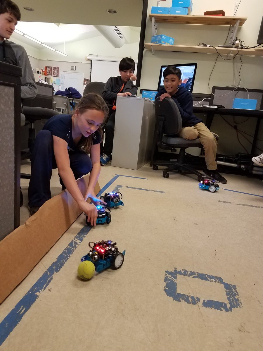 TechSequoia's tweet image. Robot soccer with mBot robots in the tech lab at Sequoi Middle School