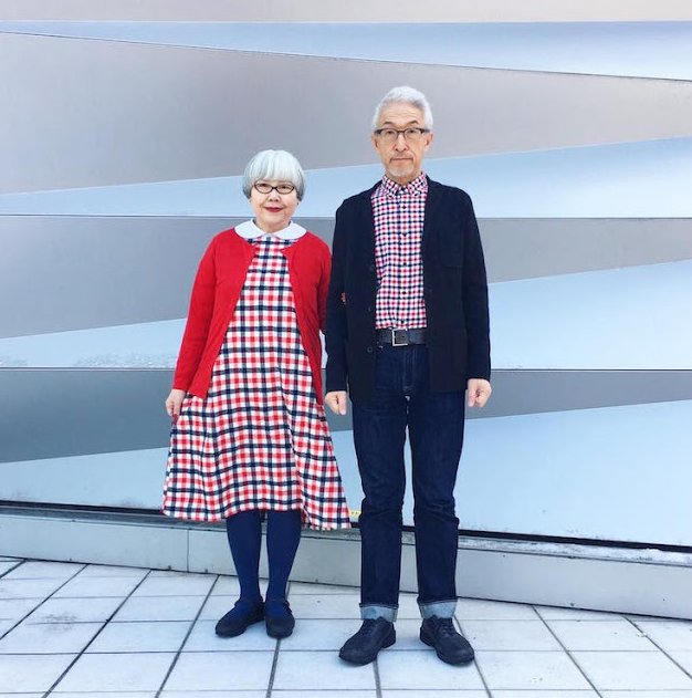 Lexa_Loves's tweet image. This adorable couple matches their outfits every day. Adorable. goo.gl/Ua6WTZ   #lovefashion