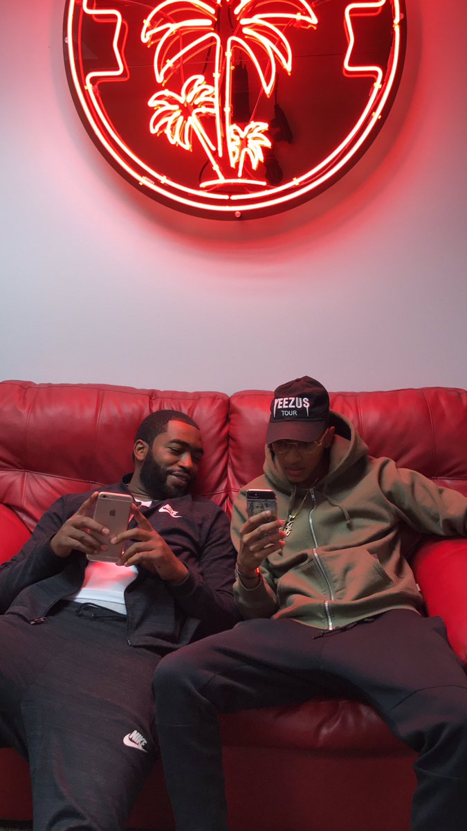 realseanarcher's tweet image. Down load the Sittinonmusic App today for free" @rgfproductions #Digital #Marketing #Beatmaster @SITTINONMUSIC #Rgf