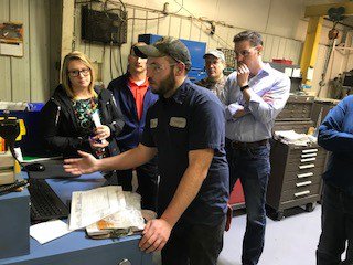 VikingPlastics's tweet photo. Viking Academy² collaborating on the shop floor! #Viking #Academy #InjectionMolding #Plastics #2SLean #ContinuousImprovement #Manufacturing https://t.co/yhdYOQEcCh