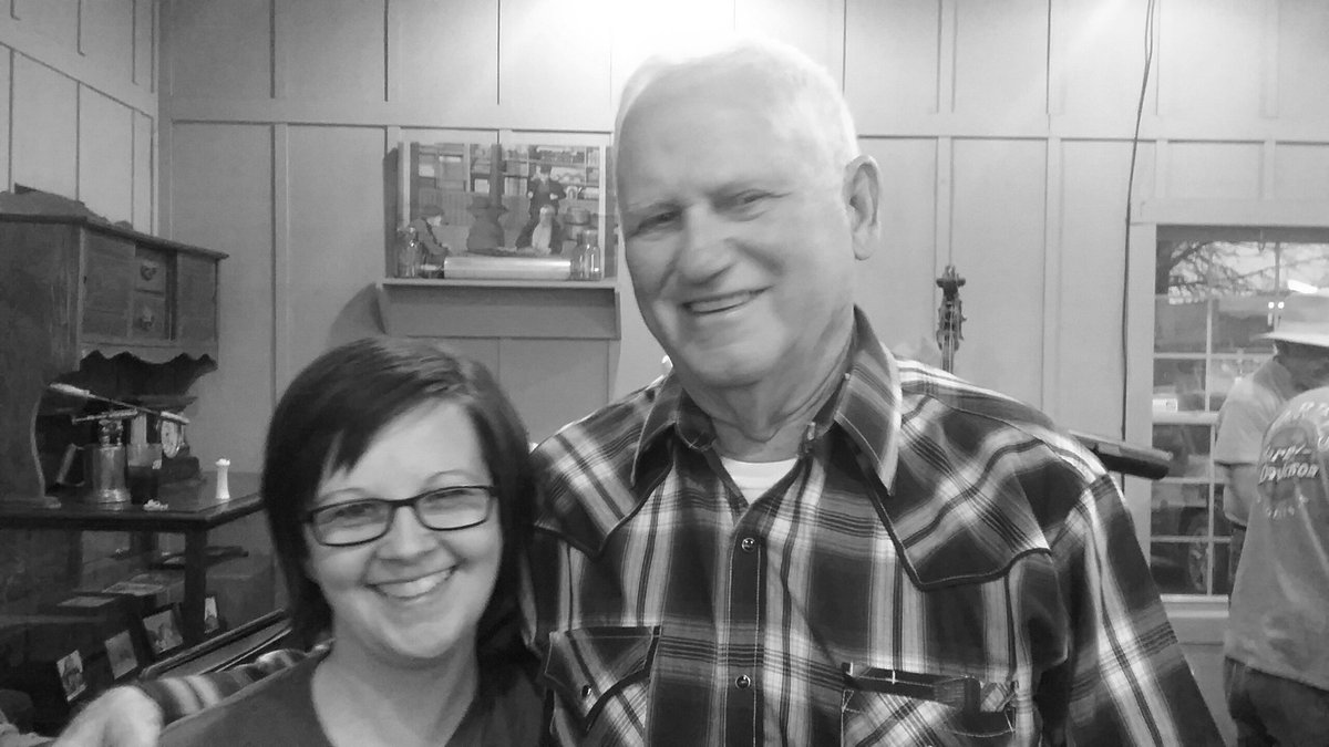 kellikingrey's tweet image. Got to play music and sing with @RhondaVincent13 &amp;amp; Lloyd Allen (one of my favs!) last week! #bluegrass