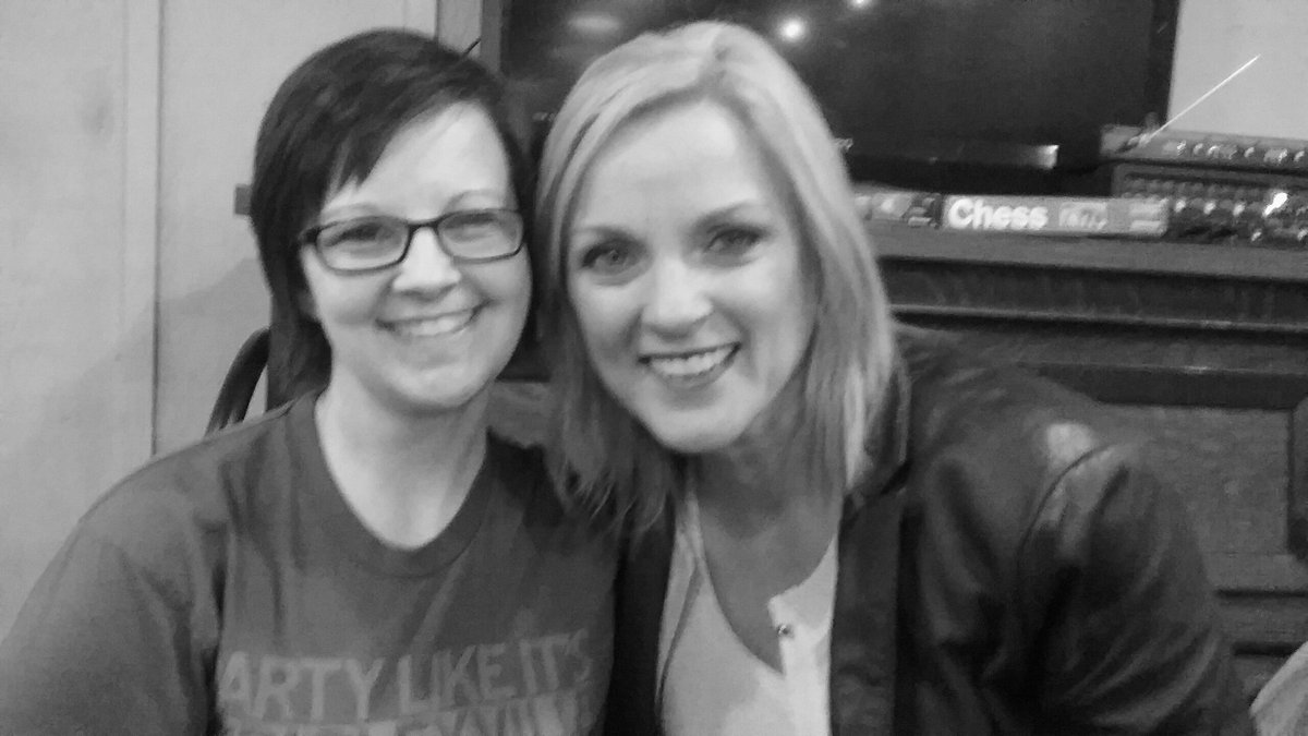 kellikingrey's tweet image. Got to play music and sing with @RhondaVincent13 &amp;amp; Lloyd Allen (one of my favs!) last week! #bluegrass