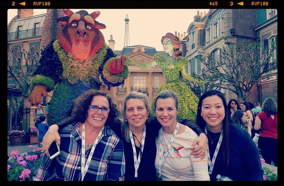 ShayneLibby's tweet image. ExploreOracle: Some of the OracleRetail beauties found the beast during #OracleIC17. #lifeatOracle