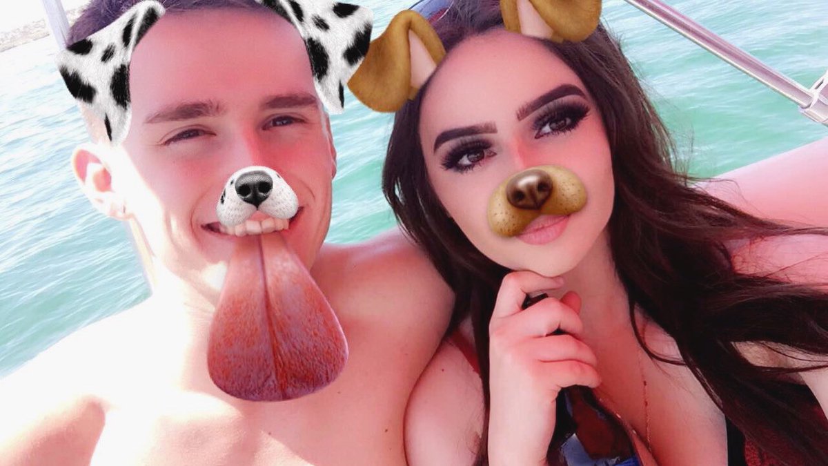 lovelyygracee's tweet image. This weekend was one for the books ⛵️🏝🍾 #dixie2017 #kaformal