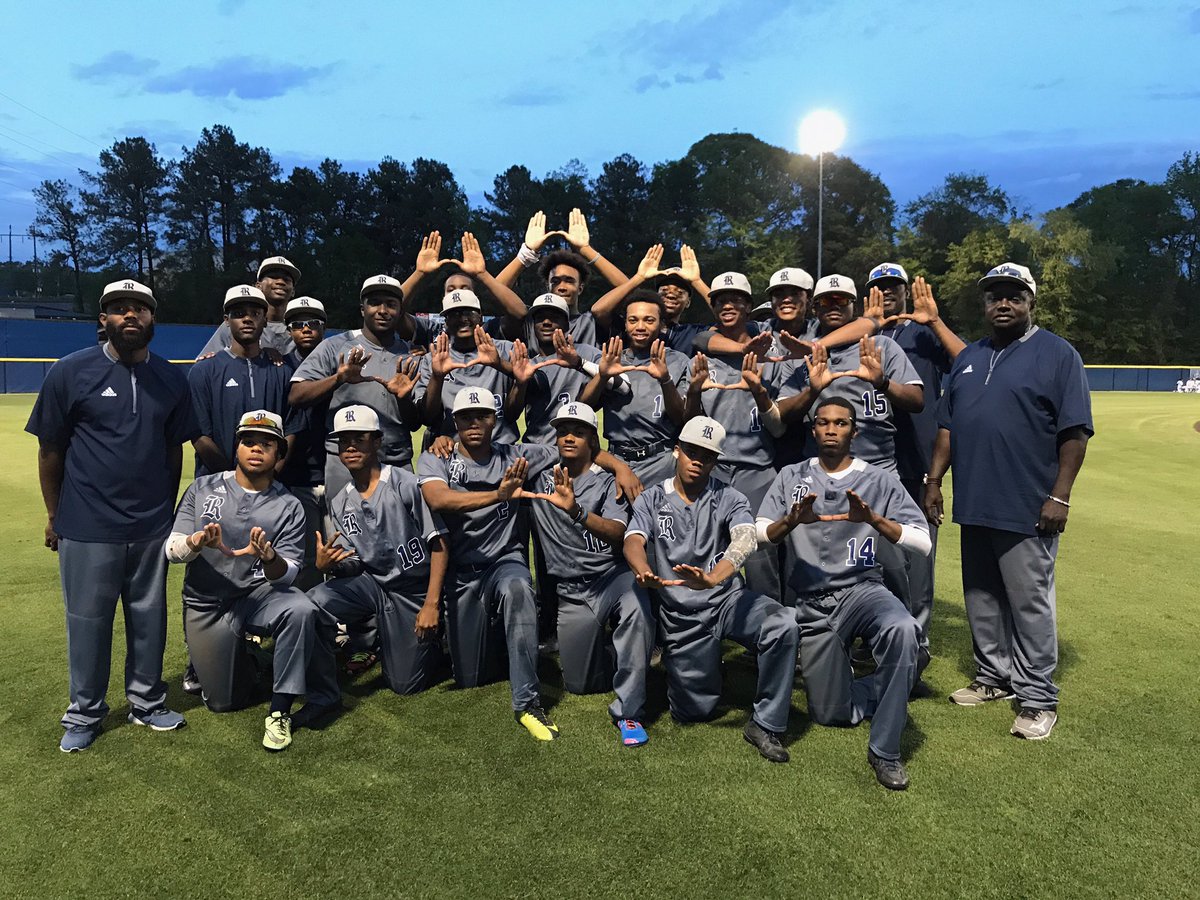 BaseballRedan's tweet photo. Big 7-2 Win over Pace!!! Region Champs
#onegoaldown
#💍chasing
#redanU https://t.co/xCklCrc6Gi