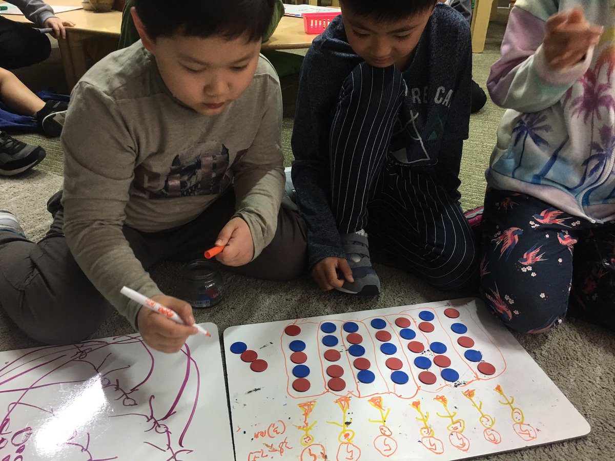 camiguin_piper's tweet image. Day 2 PROVE IT Challenge going strong! Communication, collaboration and lots of the beautiful oops! #playingin1a #pypmaths @MorganAnders1