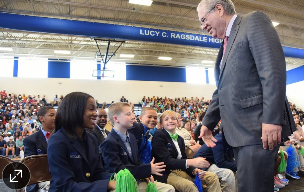 AmericasPromise's tweet photo. Two Nonprofits Join Forces to Boost Student Success via @WSJ | @SayYesEducation https://t.co/Ui2KrY8J63 #Recommit2Kids https://t.co/r8lAIoJjmK