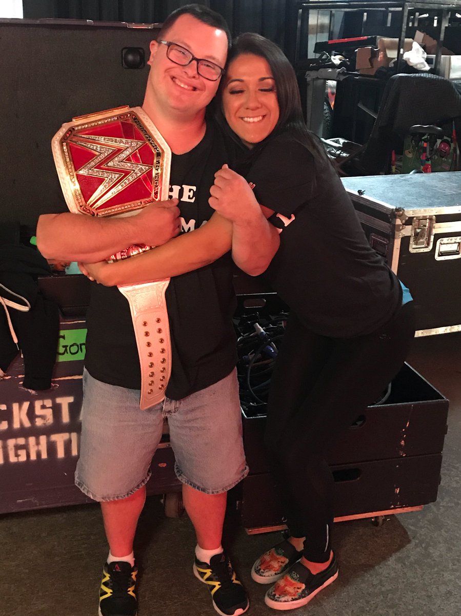 Great to finally meet #TheDanimal. Such a fun person to be around! Thank you for the new friend <a href="/HOMAGE/">HOMAGE</a>!