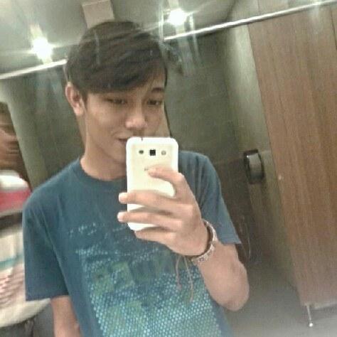 Come hangout with me on #BIGOLIVE web.live.bigo.sg/2130139976_149…