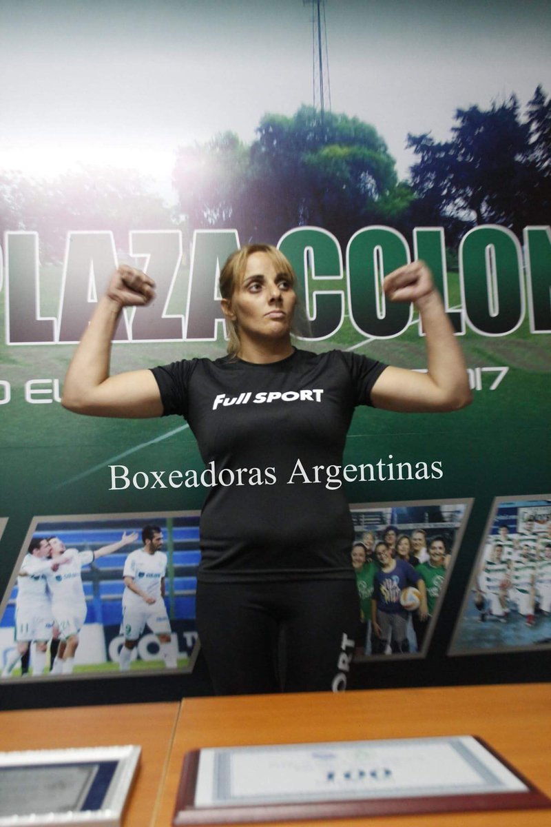 cercadelring's tweet photo. #BoxeoUruguayo en #CercaDelRing #CDelR #CDREnVivo https://t.co/RVkzz2AkGo #FacebookLive Seguinos #EnVivo!!! https://t.co/fIN9iLZVyW
