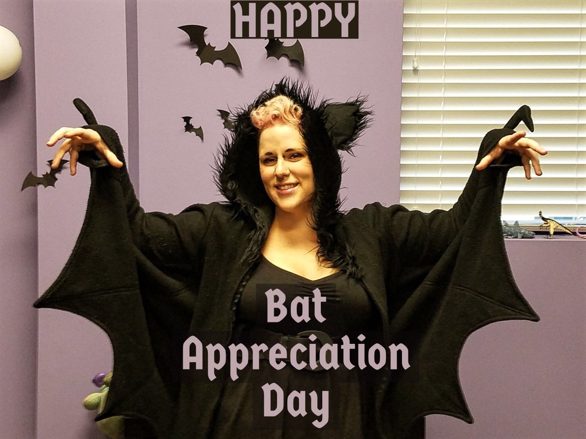bodyartforms's tweet photo. Happy Bat Appreciation day from our photographer Rebekah and the rest of the BAF team! #bodyartforms #Bats #BatAppreciationDay #BAFTeam https://t.co/MUhrvqIzuB