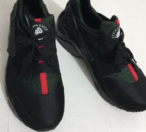 sta_miguel's tweet photo. ๐ฅ custom Gucci x air huarache ๐ฅ
Masterpiece๐ฅ๐๐ฅ
Available https://t.co/Mlzho4MzkH Code for 10% off :... by #bIoodwave via @c0nvey https://t.co/9M8rExH7pX