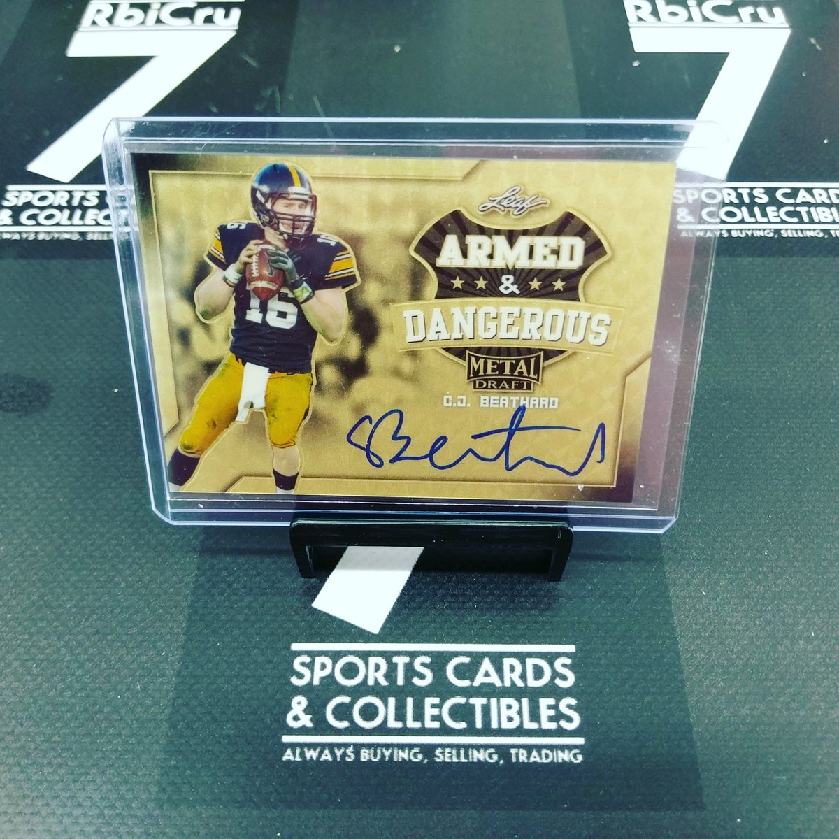 RbiCru7's tweet photo. Congrats Dave who just pulled this #CJBeathard #Prismatic #Super 1/1 from a box of 2017 @Leaf_Cards #MetalDraft @CardDirect @beckettmedia https://t.co/FeIh3LsYKR