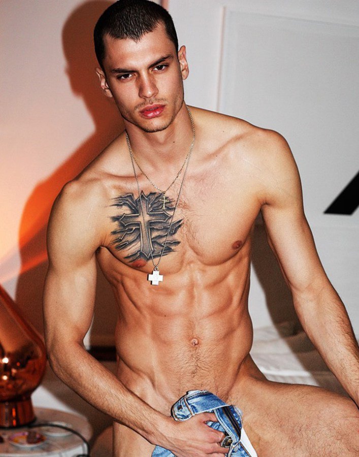 NewYorkModels's tweet image. HEAT-WAVE 🔥🔥🔥 @Brandon_good1 turns up the HEAT this #MCM in an @ImageAmplified Exclusive 🌡️Ph: Joseph Lally #BrandonGood #NYMMMen